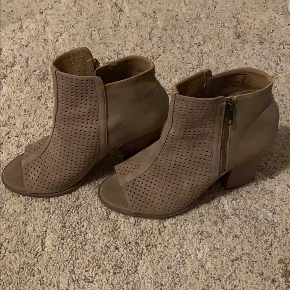 Open toe Brash heals